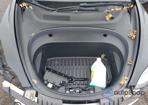 2022 Tesla Model 3 Long Range Dual Motor All-Wheel Drive z USA, uszkodzony, nr VIN 5YJ3E1EB3NF178606